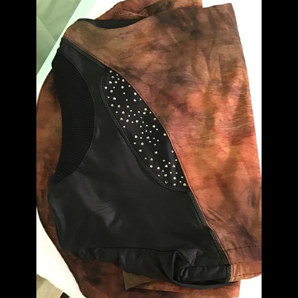 Cinema Donna brown/black dress, strings on sleeves - Picture 5 of 7